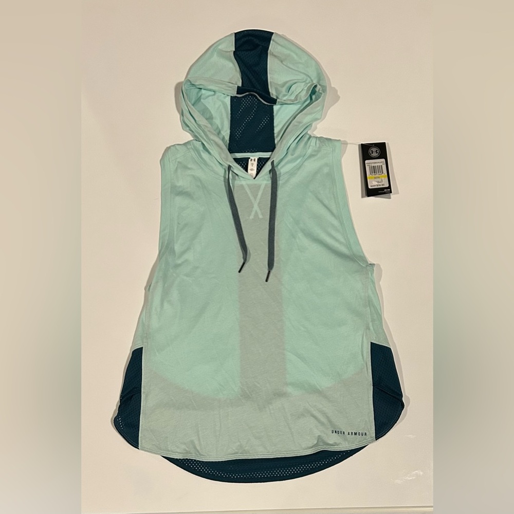 NWT Under Armour Aqua and Teal Sportswear, Women’s Med